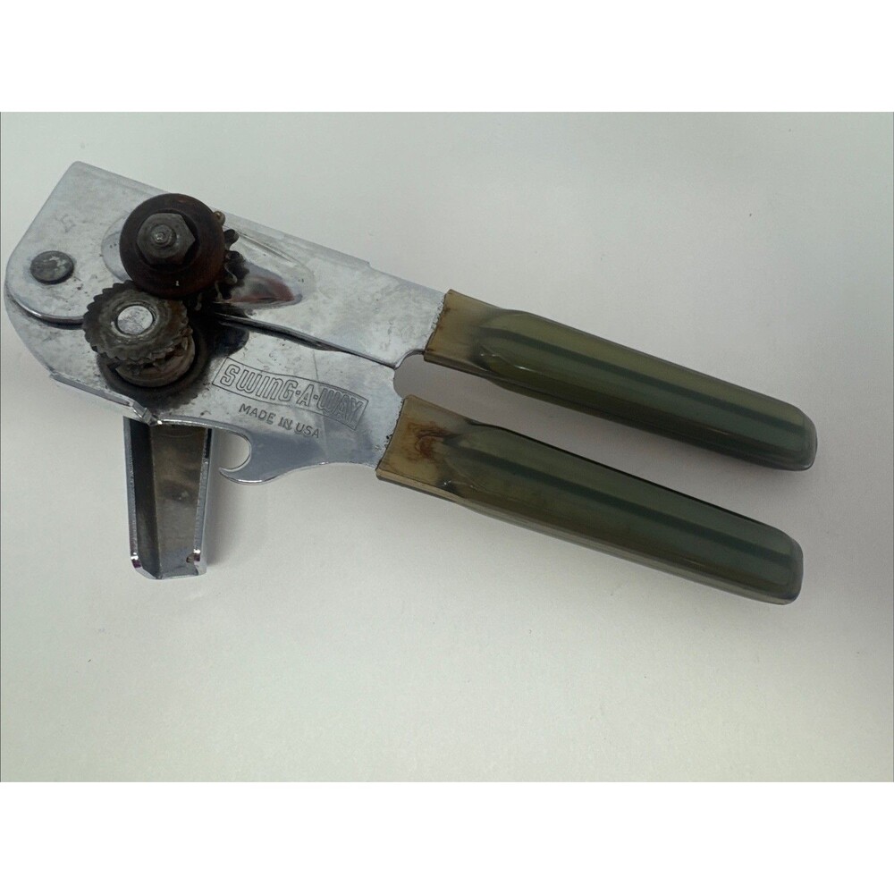 Vintage SWING-A-WAY Swing Away Manual Can Opener w Bottle Opener Soft Handle USA
